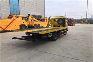 宾川非事故拖车