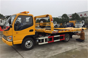 宾川哪里有拖车服务